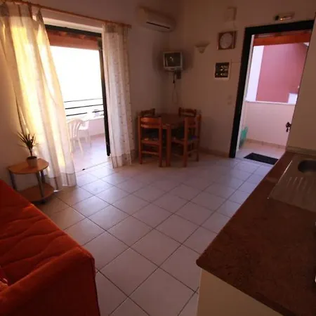 Vakantiehuis Menigos House Agios Gordios (Corfu)